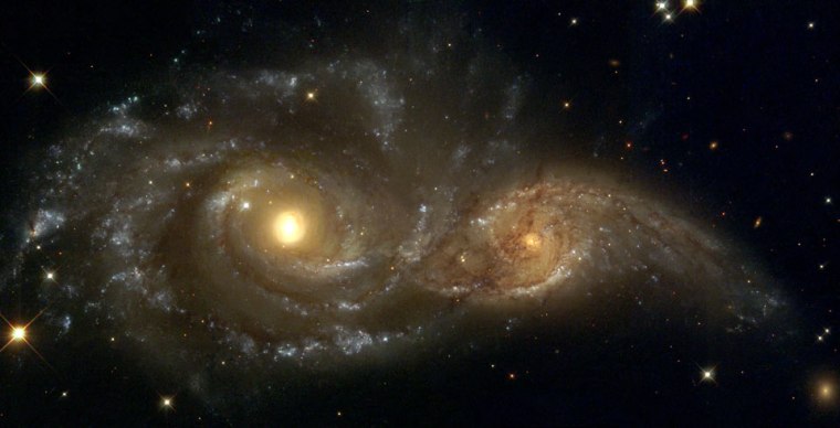 ngc2207_hubble_960